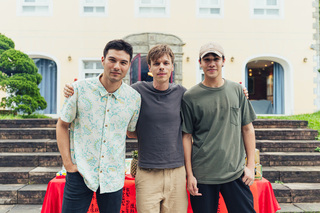 台瑞合製公路電影捕捉台灣美景 鳳小岳遇失散兄弟