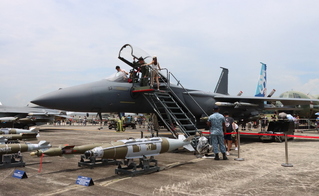 新加坡空軍開放日睽違7年登場 軍機展示吸睛