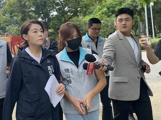 高虹安搭公務車出席活動 快步拒答媒體追問