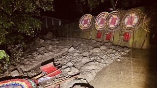 嘉縣土石流掩埋喪宅 軍方重機具搜尋冰櫃遺體
