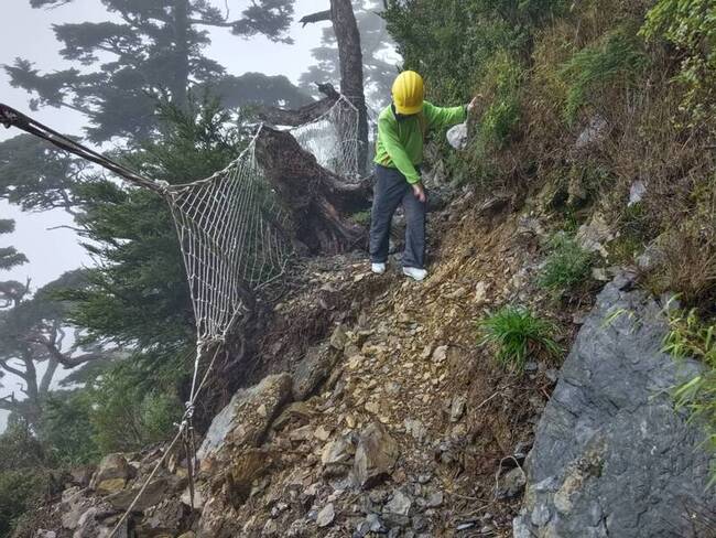 屏東山區連日大雨 北大武山步道崩暫停開放至9/21 | 華視新聞