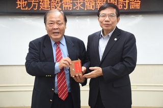 王國材視察澎湖 地方盼觀光旺季放大機型擴充運能