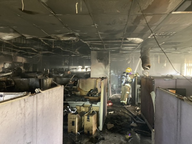 新竹縣1科技公司火警  網路設備測試辦公室燒毀 | 華視新聞