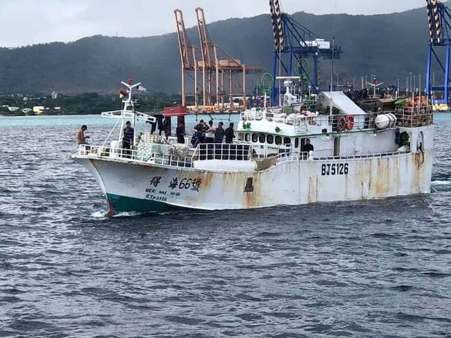 台漁船得海66號印度洋進水故障 全員16人獲救均安 | 華視新聞