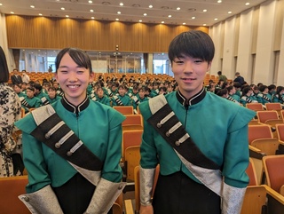 文總、慶籌會探班「翡翠騎士」 日學生期待小籠包