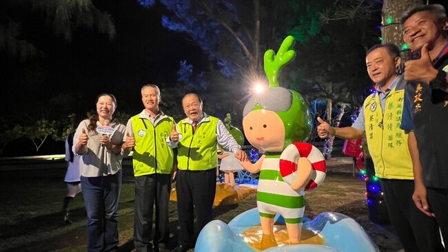 澎湖國際燈光藝術節  林投公園展區點亮繽紛色彩 | 華視新聞