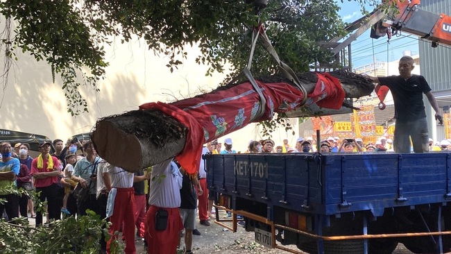 台南西港慶安宮取龍骨  起造王船迎刈香 | 華視新聞