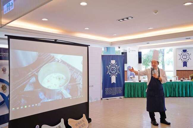 綠蕉營養價值高助消化 高餐大廚藝師示範入菜 | 華視新聞