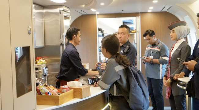 印尼雅萬高鐵10月正式營運  試乘滿滿「中國味」 | 華視新聞