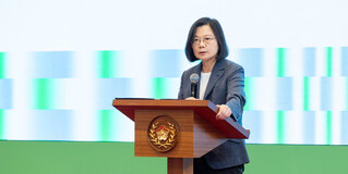 蔡總統盼推廣總統盃黑客松提案  替人民解決問題