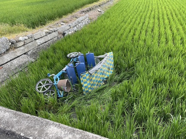 伯朗大道常有電動車摔落田 慢車條例仍卡住 | 華視新聞