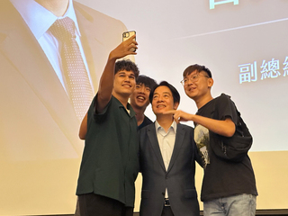 校園演講學生提戰爭議題 賴清德：以備戰達到避戰