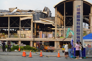 明揚最後1名員工仍失聯 家屬全天守候盼把人找到