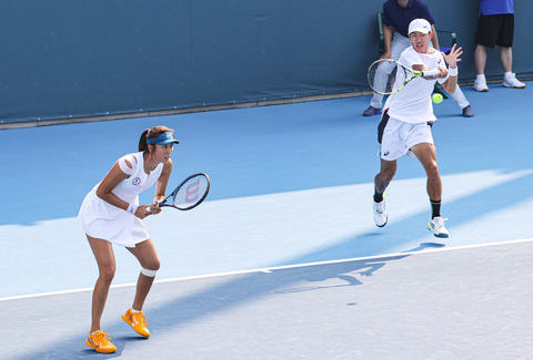 亞運網球許育修休息不到2小時 與詹皓晴奪銅牌