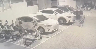 與夫起口角  屏東女怒燒車還波及另2輛