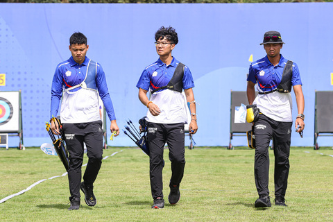 亞運射箭反曲弓男團16強爆冷淘汰 女團晉8強