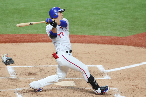 亞運棒球台韓戰  鄭宗哲林安可敲長打1比0領先