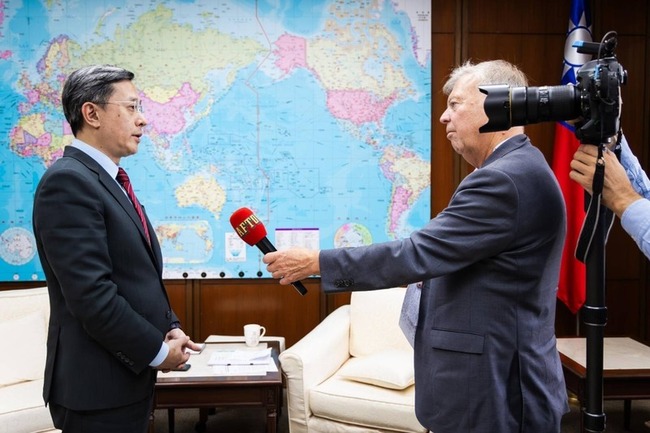 瑞典媒體專訪  李淳：中國威脅干預台灣總統大選 | 華視新聞