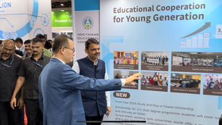 孟買台灣形象展教育館吸睛 副省長盼與台灣教育合作