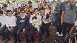 賴清德與毛孩同樂 盼打造台灣成動物友善國家