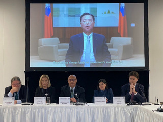 捷克論壇演說 吳釗燮：台灣絕不可能向脅迫低頭