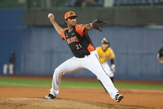 蘭道爾7局無失分助獅隊奪勝 兄弟下半季淘汰