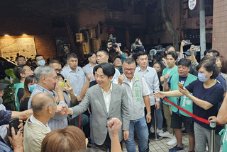 賴清德勉勵莊銘淵  發揮工兵精神每天出門拜票