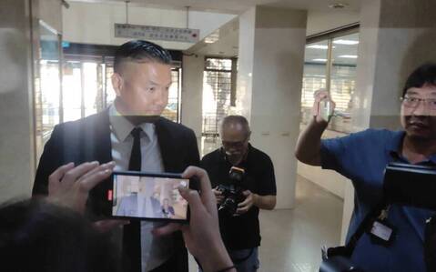 遭控性騷反告大牙妨害名譽 北檢2度傳喚陳建州