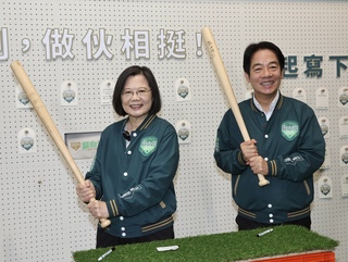 合體開箱競總 蔡總統：賴清德最適合帶領台灣往前走