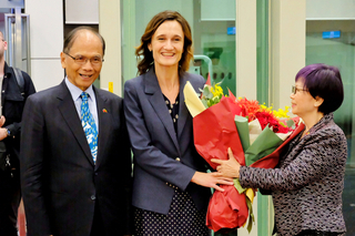 立陶宛國會議長率團訪台  游錫堃伉儷接機