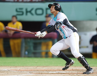 馬傑森2安4打點率猿勝兄弟  獲選MVP美夢成真