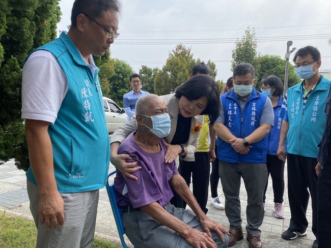 慰問國3車禍雲林罹難者家屬  張麗善允提供協助 | 華視新聞