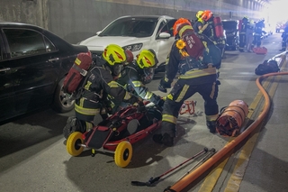 花蓮聯外隧道多 消防局加強隧道車禍救援演練