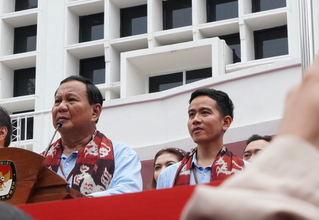 普拉伯沃攜手吉伯朗投入印尼大選  學者：延續佐科威勢力