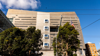 美議員：舊金山聯邦大廈如萬聖節鬼屋  籲關閉