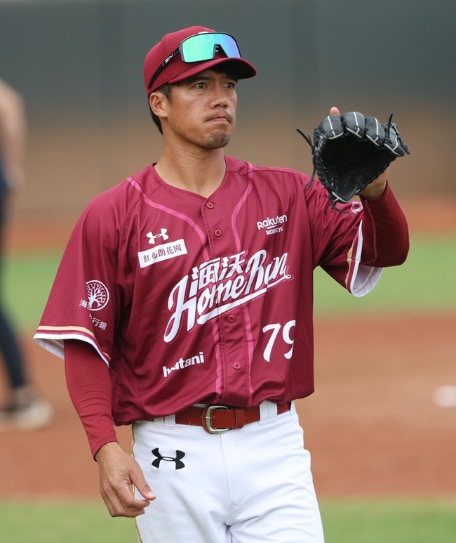 季後挑戰賽桃猿借重林智平經驗 19歲宋嘉翔入選 | 華視新聞