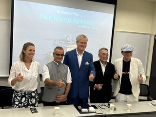 施振榮攜手台廠打造零碳排船舶  拚2026年量產