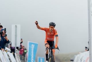 776名國內外好手挑戰自行車登武嶺 澳洲選手封王