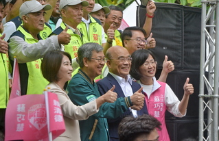 陳建仁肯定蘇巧慧建設地方 推薦爭連任續留國會
