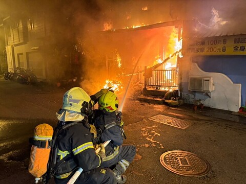 屏東民宅清晨大火1死1傷  起火原因調查中