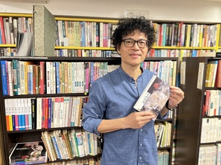 吳鈞堯詩集「水裡的鐘」 讓文學成為金門第4寶