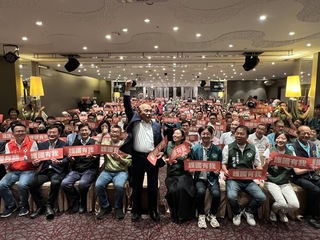 「護國四年」台中簽書會 蘇貞昌：寫一個做事團隊