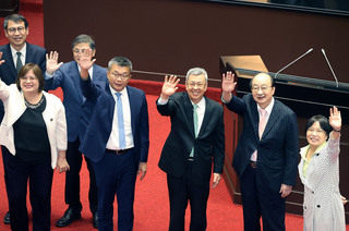 立院總質詢落幕 陳建仁盼立委支持總預算等案