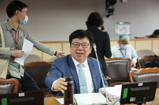 立委主張修憲減監委人數  李俊俋：尊重立院