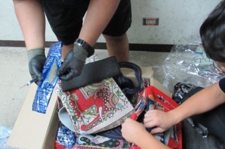 泰國大象托特包夾毒闖關  嫌犯多處斷點仍遭突破