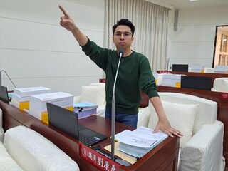 竹市寡婦樓都更案 議員要求市府應與建商解約