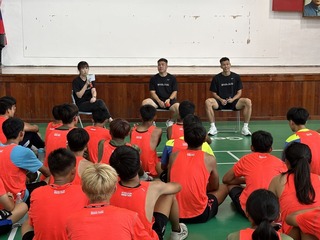 長榮航馬拉松校園巡迴赴雲林 陳奎儒任客座教練