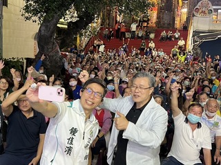 鍾佳濱廟口開講  談藍白合目的是讓國會不過半