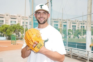 台鋼雄鷹4外籍投手加入打冬盟  納入洋將評估