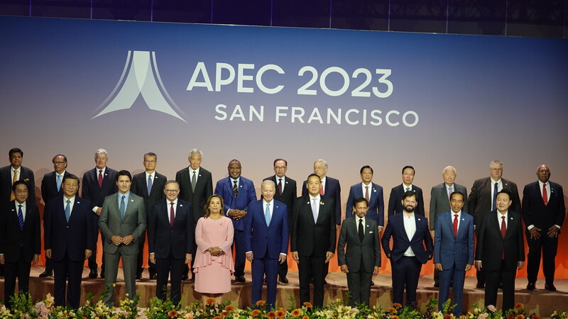 舊金山APEC領袖合照